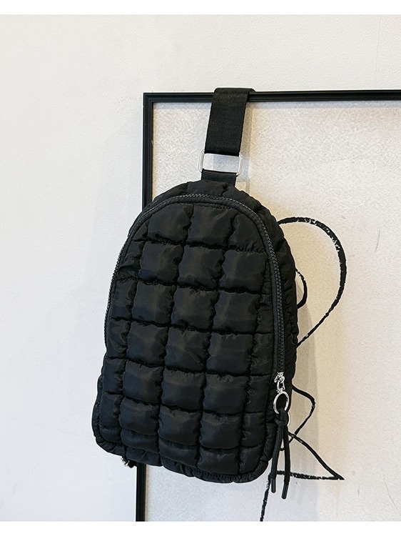 Crossbody sportska torba od najlona s quiltanim rombo uzorkom, zatvarač, poliesterska podstava, unutarnji džep za mobitel, unutarnji džep tip patch