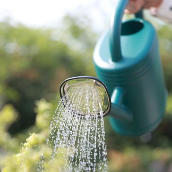 PE műanyag öntöző kanna – típus: kanna/öntözéses zuhany, otthoni kertészkedéshez és közterületi zöldterületekhez
