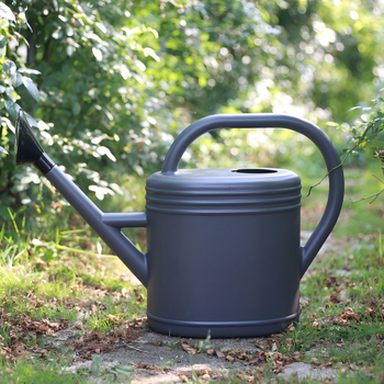PE műanyag öntöző kanna – típus: kanna/öntözéses zuhany, otthoni kertészkedéshez és közterületi zöldterületekhez