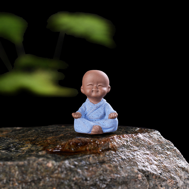 Keramičke figure za bonsai – mini pejzaž, četiri mala monaha, ručno izrađeno, purpurna glina, kineski stil