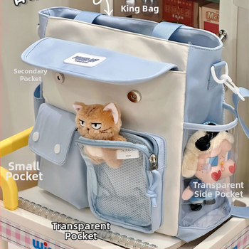 Ženská taška cez rameno v japonskom štýle, jar 2025, zvislá štvorcová silueta, materiál: hodváb s kvetinovým vzorom, otvorenie s klapkou, vonkajšia trojrozmerná taška