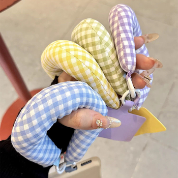 Telefon csuklópánt hímzett betűkkel, kockás mintázat, műanyag anyag, testreszabható, női kiegészítő