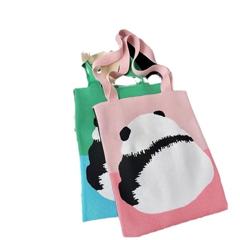 Taška Tote s vertikálnym štvorcovým tvarom, polyesterový materiál, otvorenie šnúrkou, polyesterová podšívka, vonkajšia otvorená kapsa