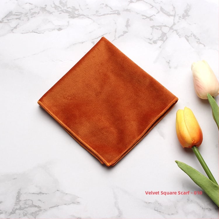 Batistă de buzunar pentru costum: model monocrom, țesătură jacquard, căptușeală velur, material poliester