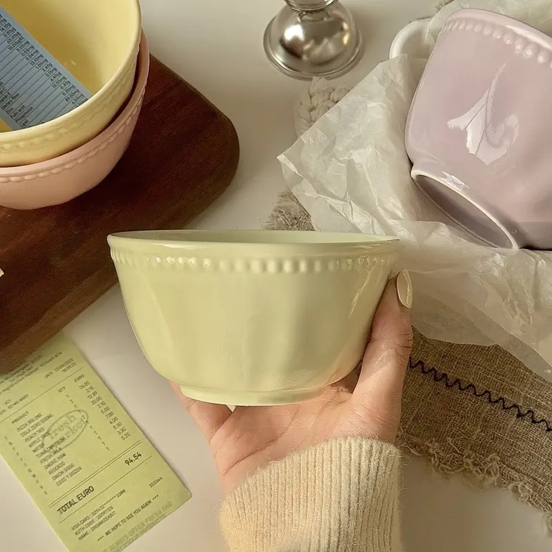 Reliefná keramická miska s podglazúrovou úpravou, nordický štýl, guľatá, vhodná do mikrovlnky