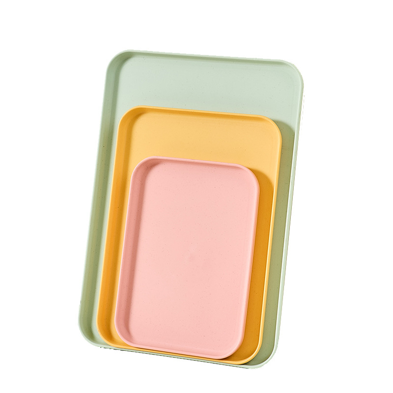 Téglalap alakú műanyag tányér, nordikus ihletésű, mikrohullámú sütőben használható, egyszerű modern stílus, testreszabás elérhető