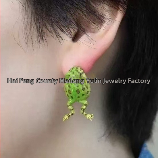 Varlės ausų klipsai – varis, karikatūrų stilius, lašinio aliejaus paviršius, 2024 vasaros leidimas