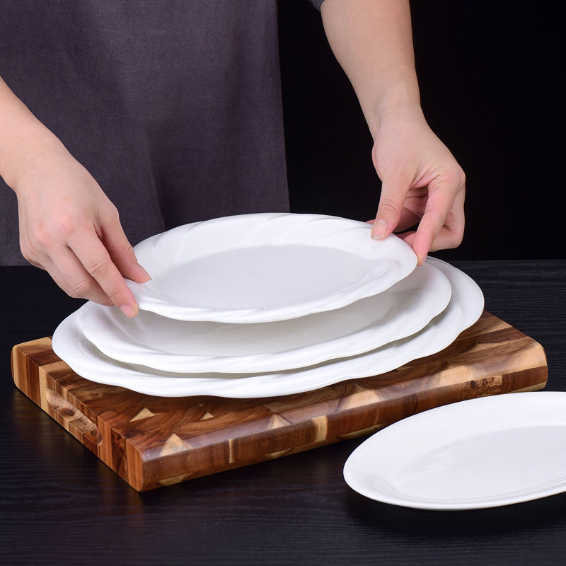 Tanij za ribu, keramika, ovalni oblik, moderan minimalistički stil, dekor pod glazurom