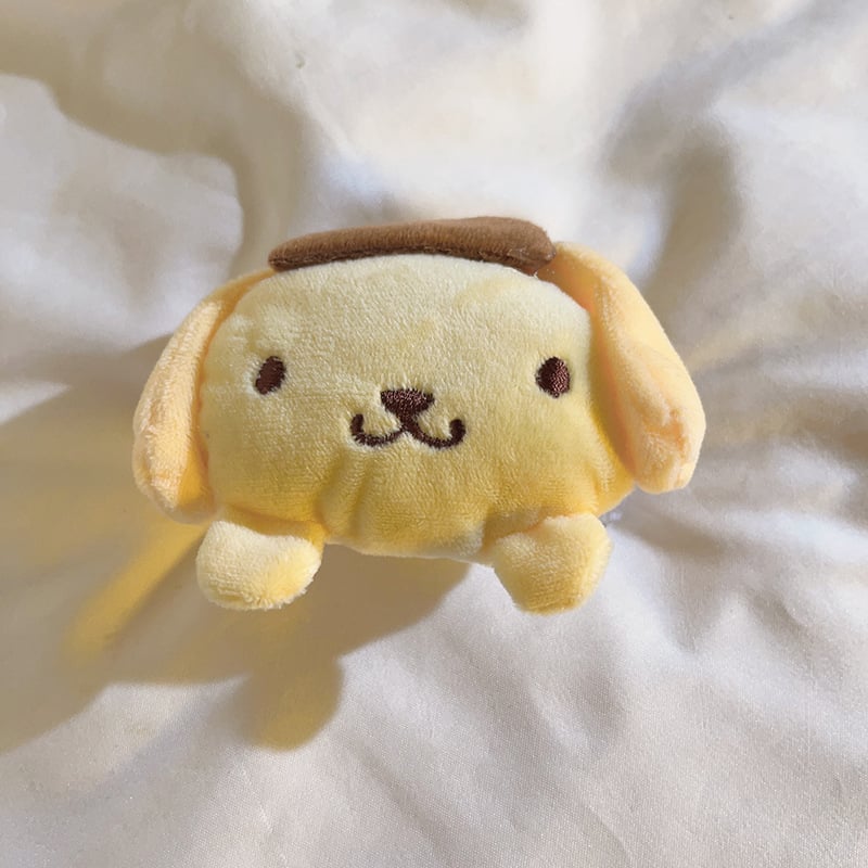 Pamia pútko na mobilný telefón — dámsky štýl, nylonové šnúry, plastová spona, zadný klip, krížový dizajn