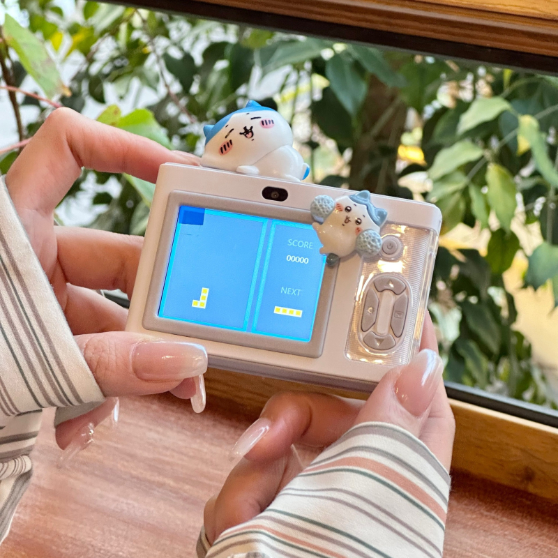 X900 Kompaktná digitálna kamera s 1/1.8 palcovým senzorom, viac než 20 MP, elektronická stabilizácia obrazu, širokouhlá HD kamera