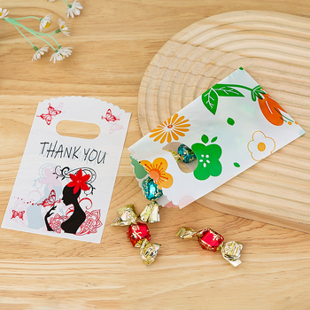 Saci plastici de cadouri pentru bijuterii — dublu strat, origine Yiwu (Zhejiang), marcă Tonghong, capacitate zilnică 100000.