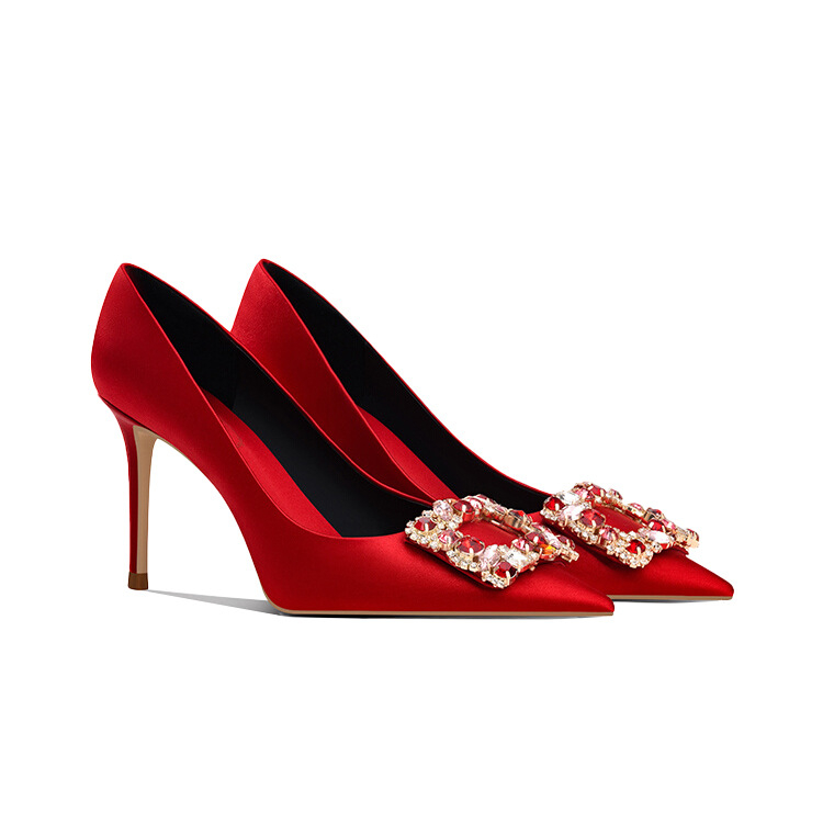 Vjenčane cipele za žene: špičasti nos, gornji dio od svilenog satena, visok uski pet 6–8 cm, gumeni potplat