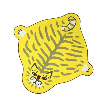 SLR kameras soma no poliestera, stilā – klučs, urbāna vienkāršība; karikatūras motīvs; bez oderes; izlaidums 2025. gada pavasaris