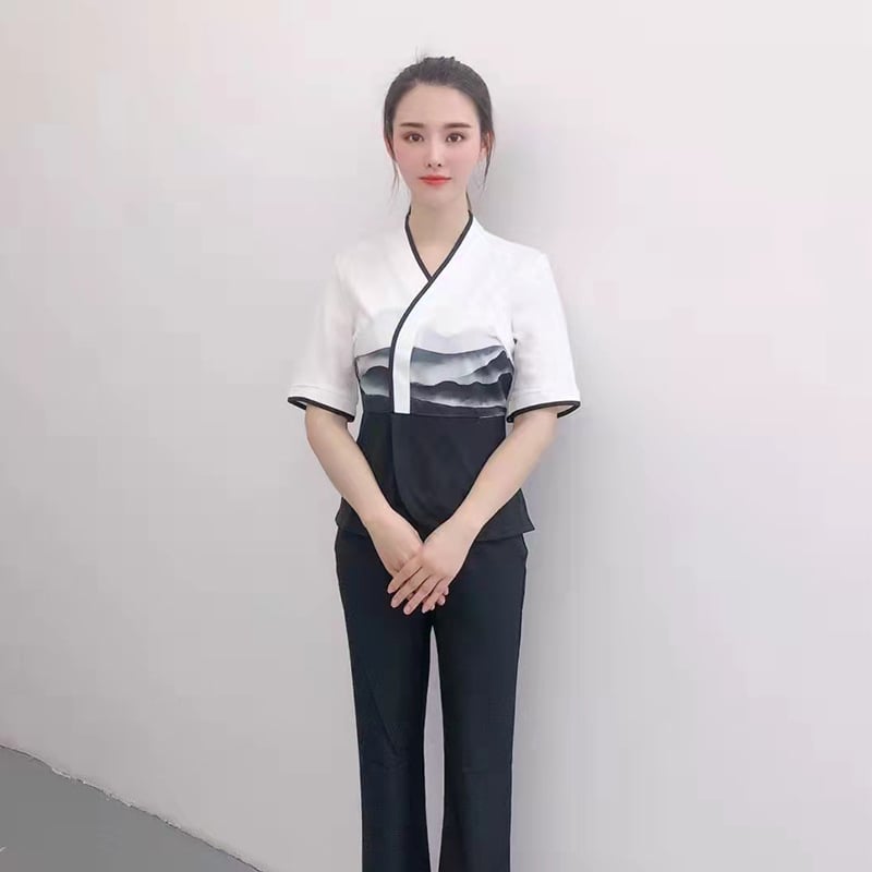 Lépfürdő-technikus egyenruha — felső V-nyakú, rövid ujjú, 3/4 hosszú nadrág, pamut-poliészter keverék, nedvességelvezető