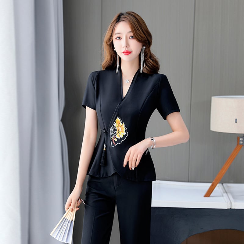 Lépfürdő-technikus egyenruha — felső V-nyakú, rövid ujjú, 3/4 hosszú nadrág, pamut-poliészter keverék, nedvességelvezető