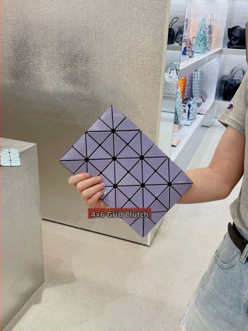 PVC večerná taška štýlu envelope, vodorovný štvorcový tvar, zips, polyesterová podšívka, priehradka na dokumenty