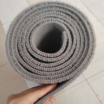 Svītrainīgs paklājs, poliesteres šķiedra, mašīniskā aušana, pielāgota forma, traipu izturīgs