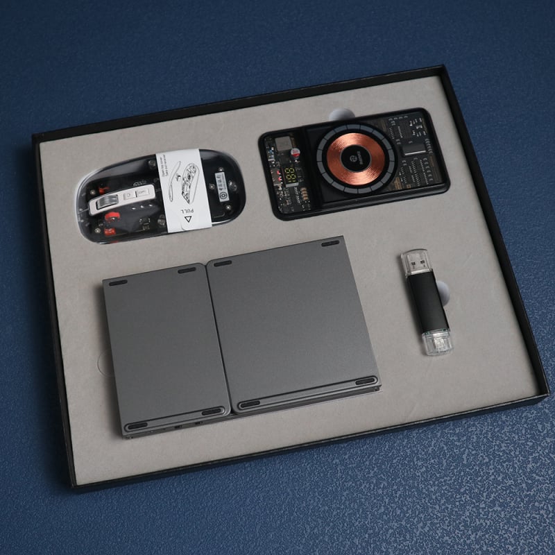 Cadouri corporative cu logo personalizat, stil ușor luxos, material plastic, pentru întâlniri de afaceri și aniversări ale companiei