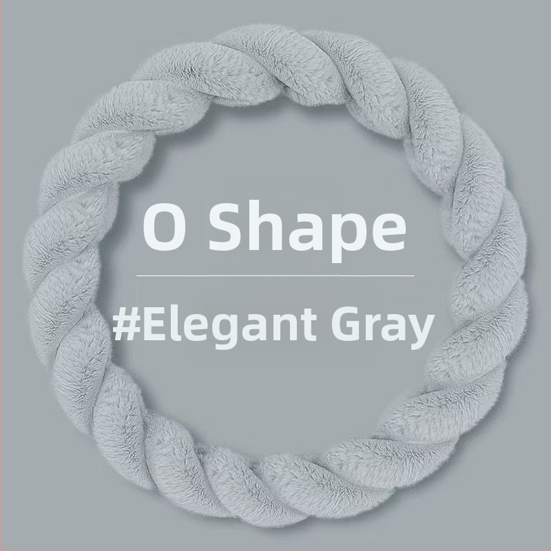 Kormánykerék borítás mű plüssből, aranyos stílus, téli használatra, univerzális illeszkedés.