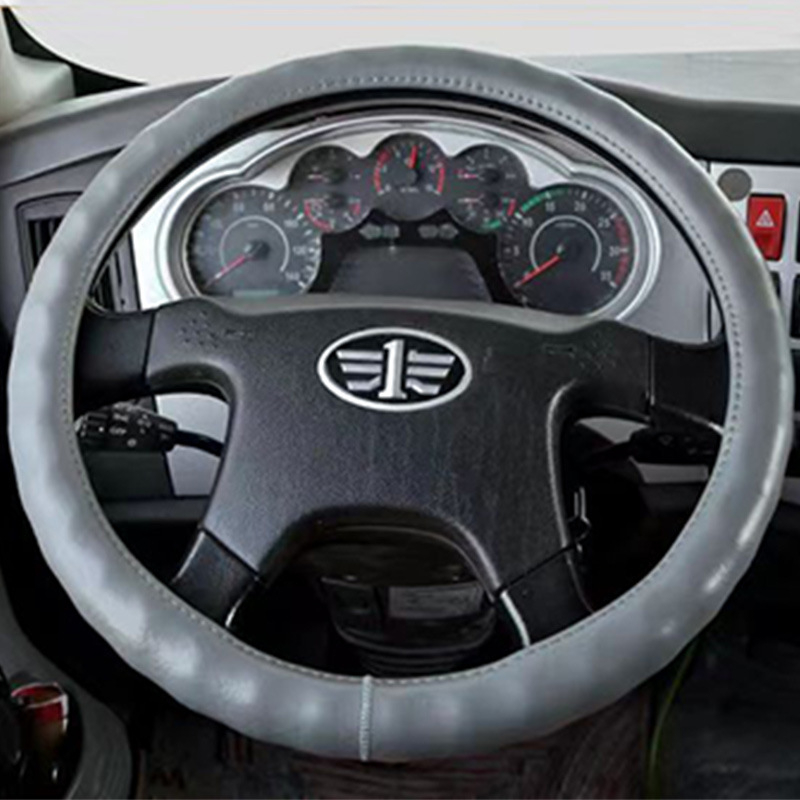 Valódi bőr kormányhuzat kamionok és buszok számára – univerzális illeszkedés, egész éves használat, egyszerű stílus