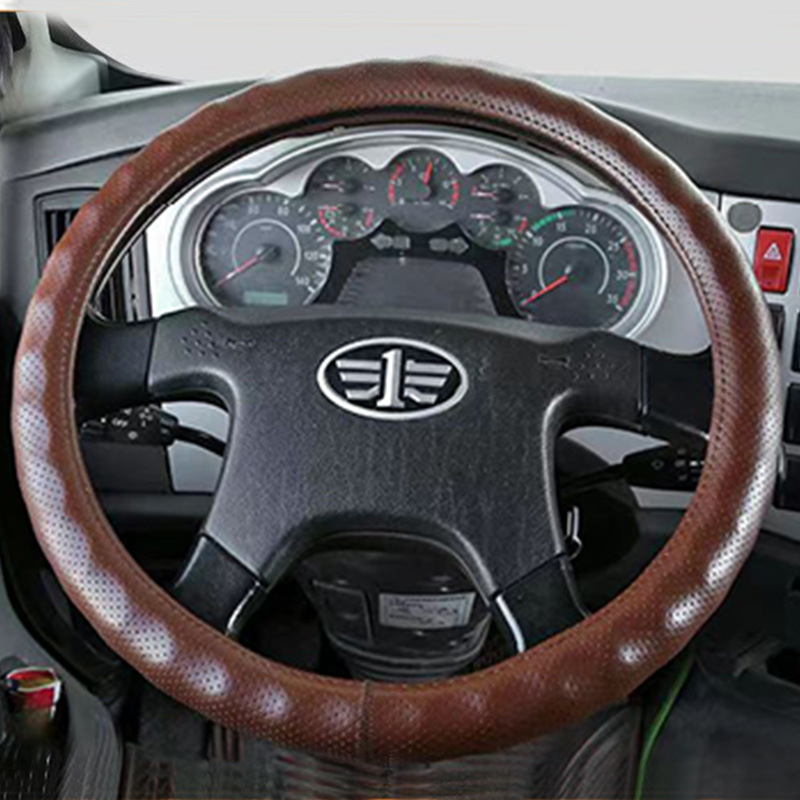 Valódi bőr kormányhuzat kamionok és buszok számára – univerzális illeszkedés, egész éves használat, egyszerű stílus