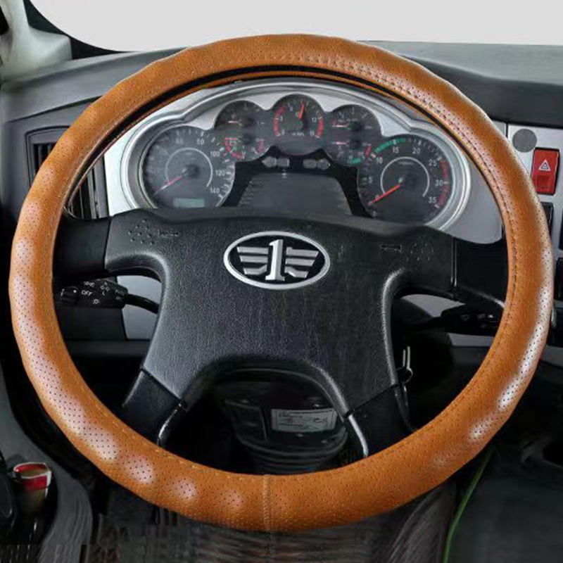 Valódi bőr kormányhuzat kamionok és buszok számára – univerzális illeszkedés, egész éves használat, egyszerű stílus