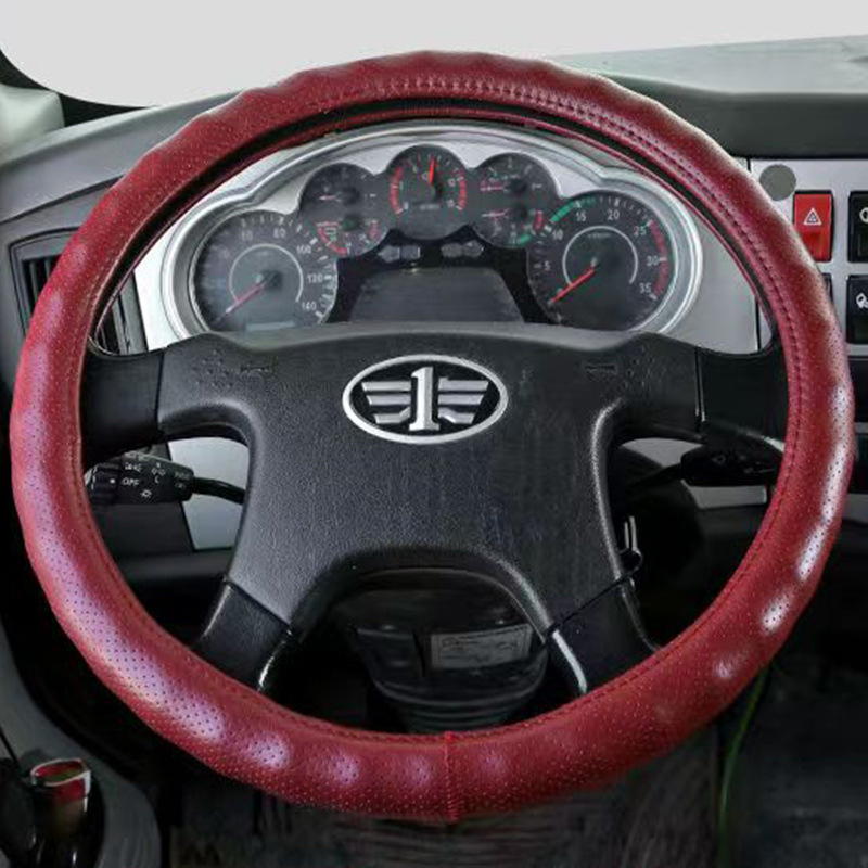 Valódi bőr kormányhuzat kamionok és buszok számára – univerzális illeszkedés, egész éves használat, egyszerű stílus