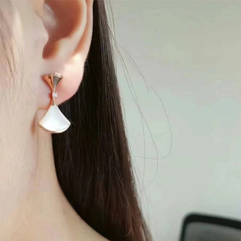 Vaska ģeometriskie auskari komplekts 111 S017.S018.S019