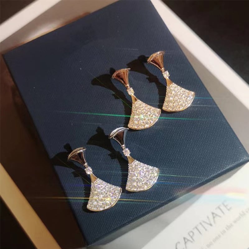 Vaska ģeometriskie auskari komplekts 111 S017.S018.S019