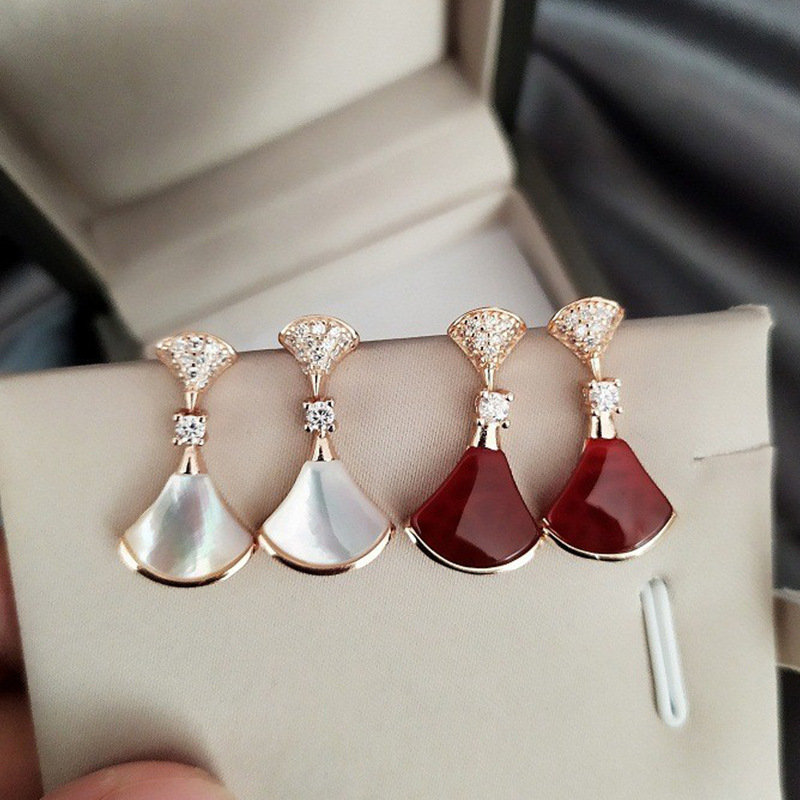 Vaska ģeometriskie auskari komplekts 111 S017.S018.S019