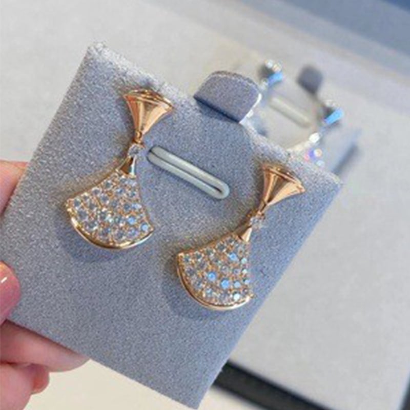 Vaska ģeometriskie auskari komplekts 111 S017.S018.S019