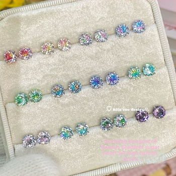 Auskari ar gradientu ziedu motīvu, ģeometriska forma, titāna tērauds, elektroplatinga pārklājums, pavasaris 2025, personīgais stils