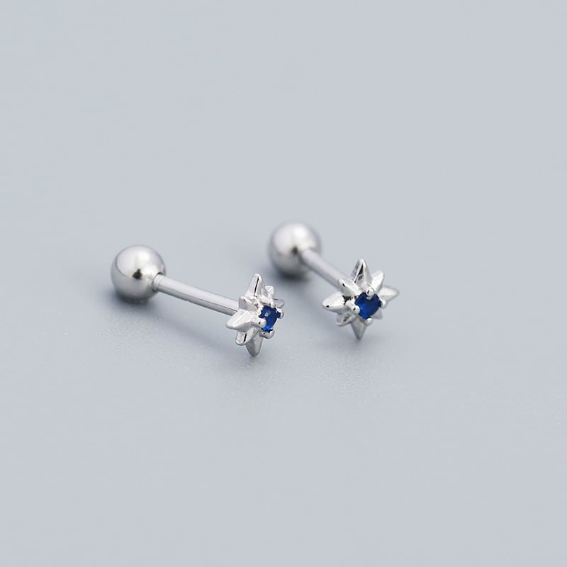 Auskari – astoņstaru zvaigzne ar skrūvējamu pamatni, S925 sudrabs, elektroplatingēts, ģeometrisks dizains, sievietēm