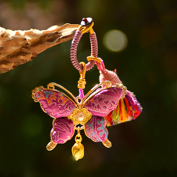 Autóba akasztós medál - kézzel készített réz, kínai stílus, irodalmi retro, motívum szerencsemacska, póni és pillangó