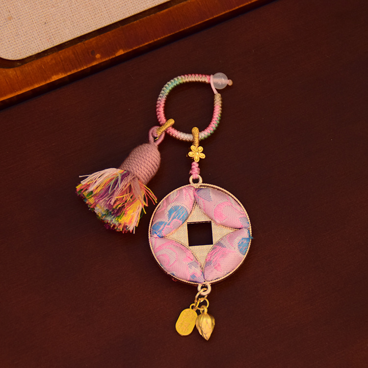 Autóba akasztós medál - kézzel készített réz, kínai stílus, irodalmi retro, motívum szerencsemacska, póni és pillangó