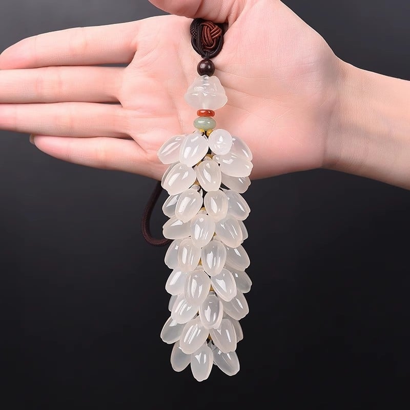 Autó tükréhez készülő medál jádéból, modern stílus, szageltávolítás, VCWIP