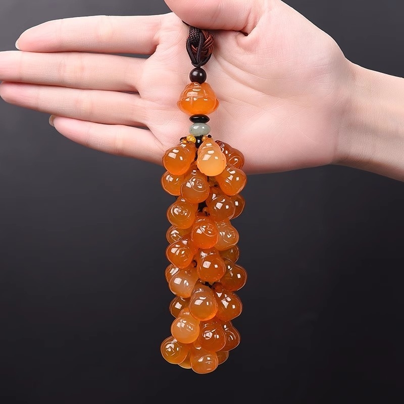 Autó tükréhez készülő medál jádéból, modern stílus, szageltávolítás, VCWIP