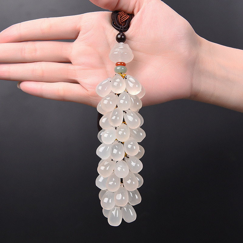 Autó tükréhez készülő medál jádéból, modern stílus, szageltávolítás, VCWIP