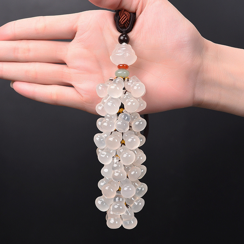 Autó tükréhez készülő medál jádéból, modern stílus, szageltávolítás, VCWIP