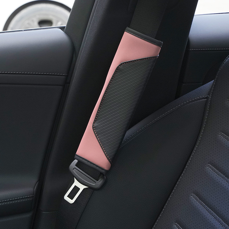 Autóöv vállvédő – bőr, praktikus autóalkatrész (Márka: Road Jason; Anyag: Bőr; Típus: Praktikus; Súly: 65 g)