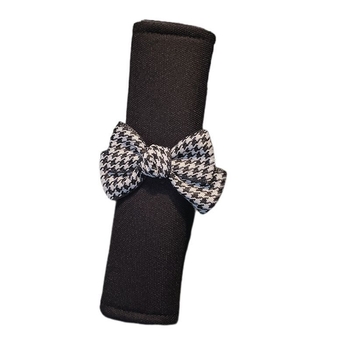 Εσωτερική διακοσμητική επικάλυψη ζώνης αυτοκινήτου με μαξιλαράκια ώμων – γυναικείος σχεδιασμός, γνήσιο δέρμα, ζεύγος