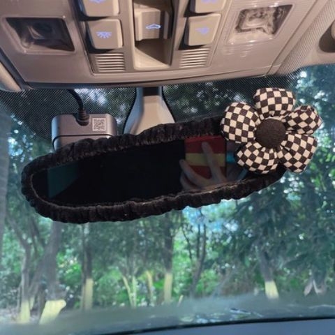 Εσωτερική διακοσμητική επικάλυψη ζώνης αυτοκινήτου με μαξιλαράκια ώμων – γυναικείος σχεδιασμός, γνήσιο δέρμα, ζεύγος