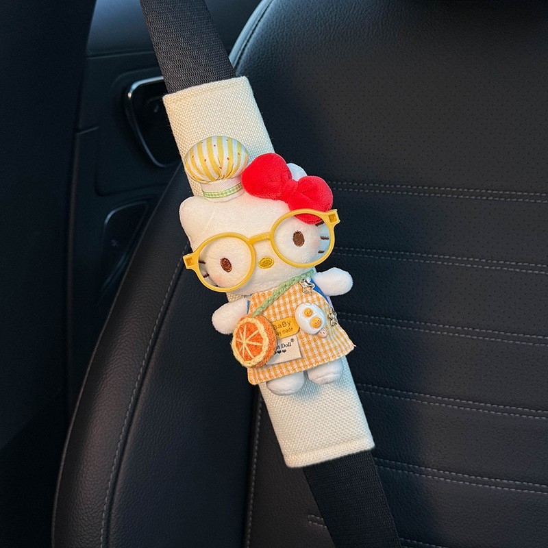 Подплата за презрамката на автомобилен колан — Hello Kitty декорация, устойчива на износване, вътрешен автомобилен аксесоар, марка Shuai Hao, модел Ktbhj1