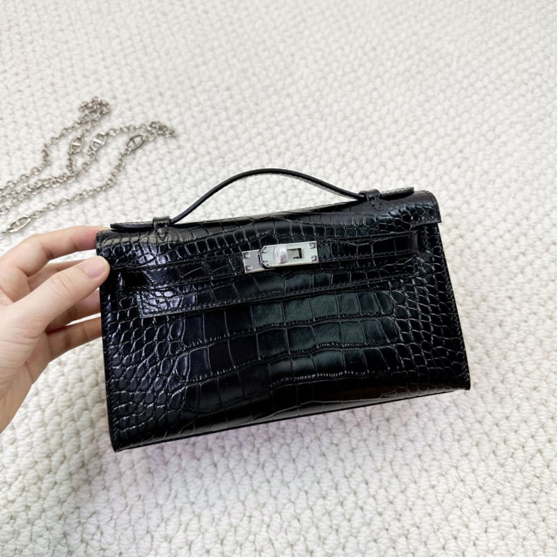 Geantă Kelly, stil urban minimalist, piele Swift top-grain autentică (din primul strat de piele de vacă), închidere cu lacăt, curea crossbody cu o singură curea, buzunar pentru telefon și buzunar pentru ID