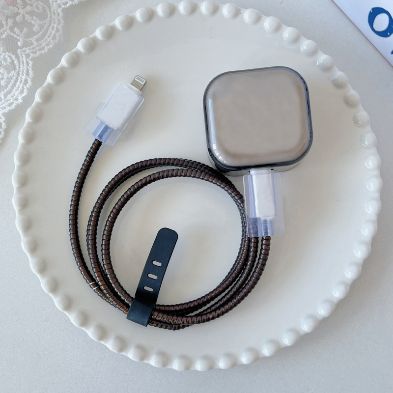 Apple 20W UK защитен капак за бързо зареждане — TPU материал, дизайн с сърце, съвместим с Apple