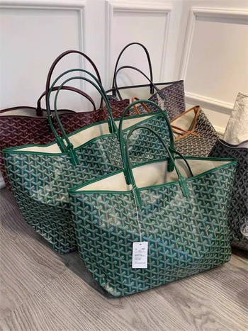 Geantă Tote, material PU, formă orizontală pătrată, deschidere la partea superioară, căptușeală din pânză, buzunar intern pentru telefonul mobil