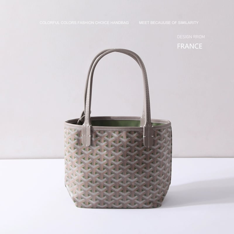 Geantă Tote, material PU, formă orizontală pătrată, deschidere la partea superioară, căptușeală din pânză, buzunar intern pentru telefonul mobil