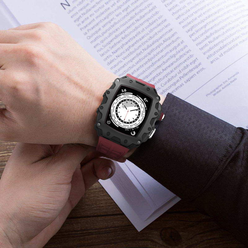 HUALIMEI Kovové puzdro pre Apple Watch S8 s temperovaným filmom a integrovaným upraveným krytom