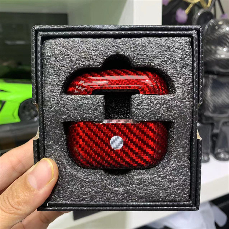 Ochranný obal z karbónových vlákien pre AirPods Pro 3 a AirPods 3/4