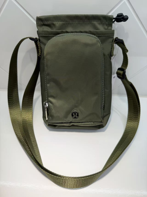 Geantă crossbody din nylon pentru sticla de apă, cu buzunar pentru telefon, cilindrică, impermeabilă, pentru alergare și activități în aer liber